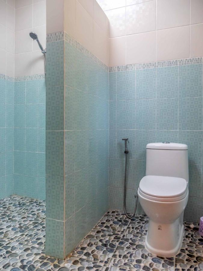 Blue Moon Guesthouse Puerto Princesa Екстер'єр фото